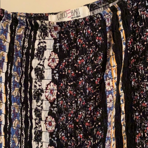 Top - Picture 2 of 2